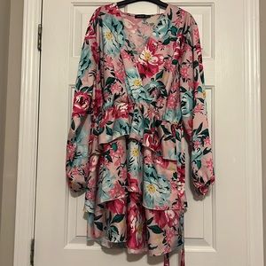 Boohoo pink floral dress with tie belt and tiered skirt, brand new, size 16